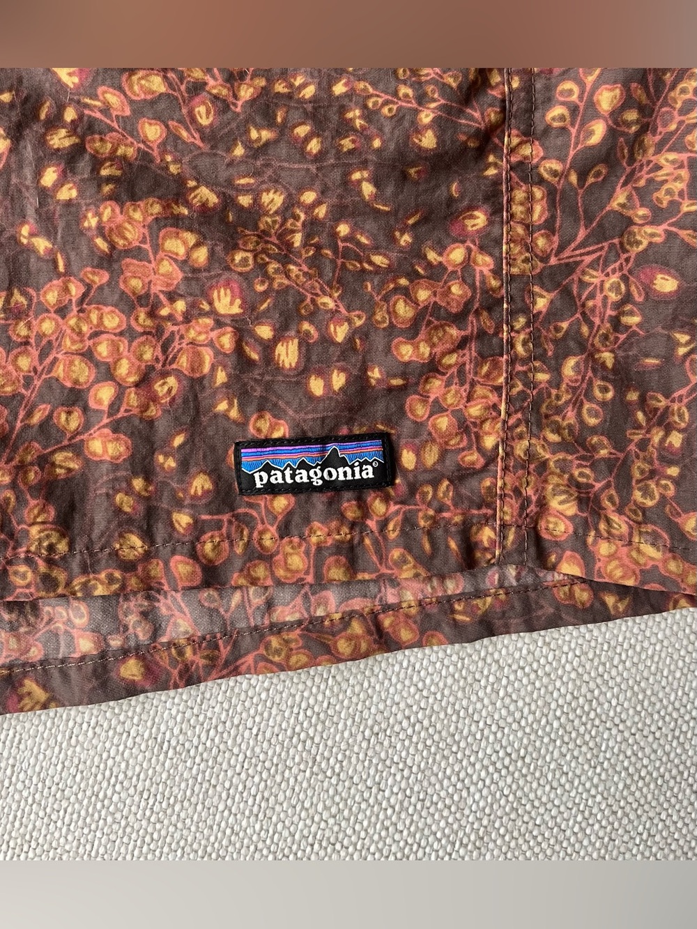 Patagonia Women’s 5 inch Baggies - Picture 5 of 5